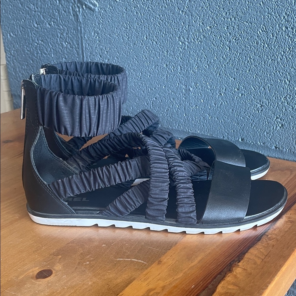 Sorel Black Strappy Elastic Ankle Sandals - Picture 7 of 9